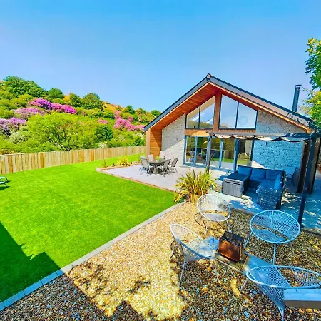 Cornwall Palma Villa: Luxurious Eden Project Retreat With Garden Views Holiday home St Austell